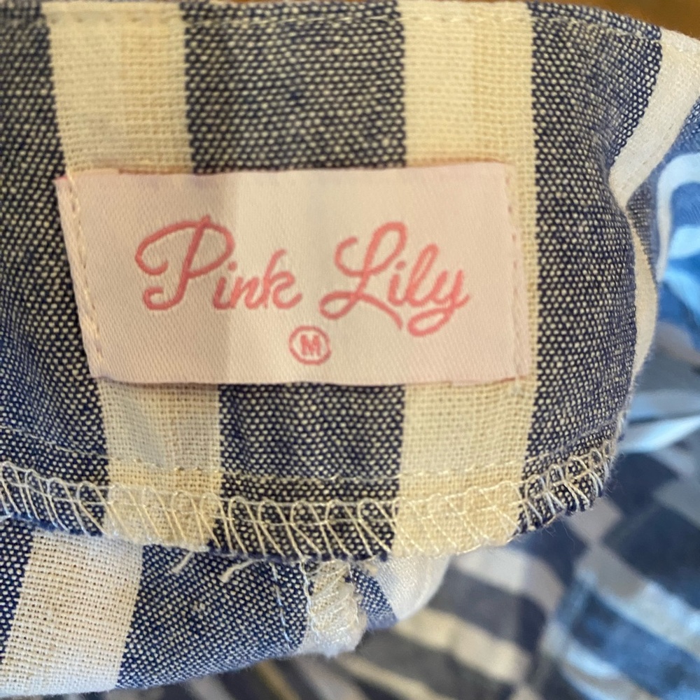 Darling Pink Lily matching set. Smocked strapless top and pant. - Picture 5 of 7